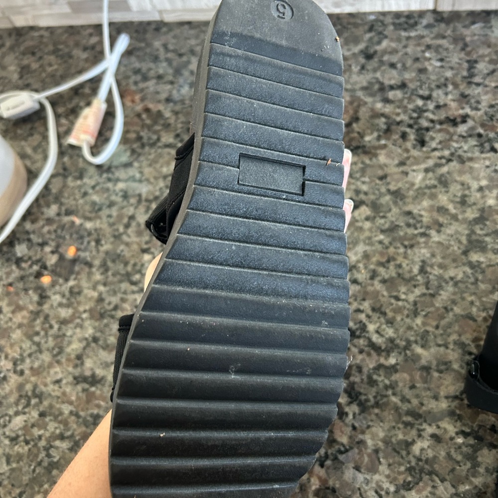 Cat & Jack Black Sandals with Neon Yellow Detail size 5, worn once - Picture 5 of 5